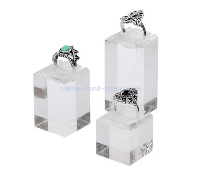 Lucite display supplier custom acrylic display stand block for ring NJD-254