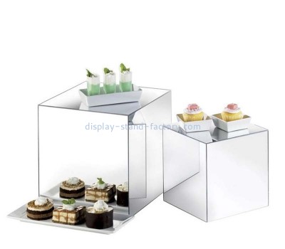 Lucite products manufacturer custom acrylic cupcake dessert showcase NFD-390