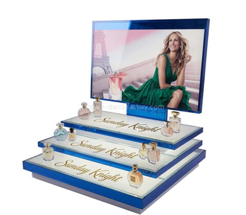 حامل عرض أكريليك مخصص للعطور مكون من 3 طبقات ومزود بإضاءة LED